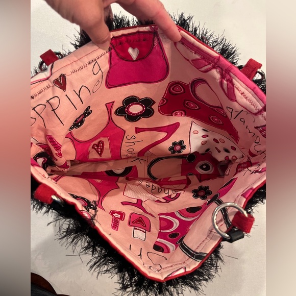Vintage 90s retro Red faux suede Tote Bag with fuzzy Black Accents. GUC! - Picture 3 of 7